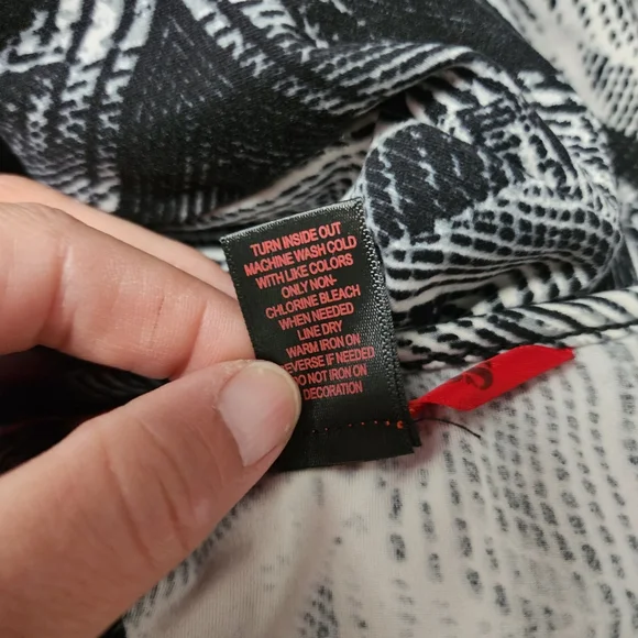 Hot Kiss Black Aztec Knit Racerback Maxi Dress Size Large - Picture 7 of 7